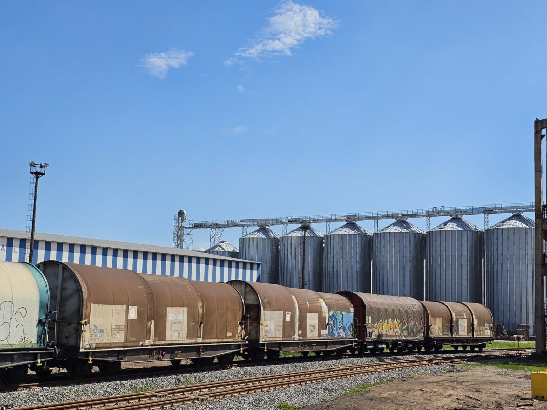 a train on the tracks